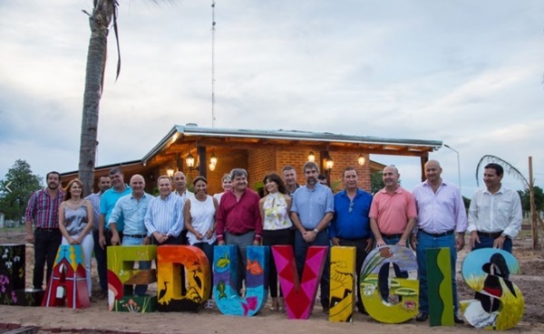 Se inaugur en La Eduvigis el primer parque acu tico de la regi n